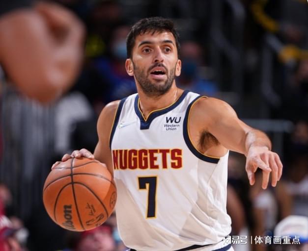 爱游戏娱乐-葡超赛程吃紧；丹佛掘金国际比赛日更衣室发声；信心回归；赛程密集仍需轮换